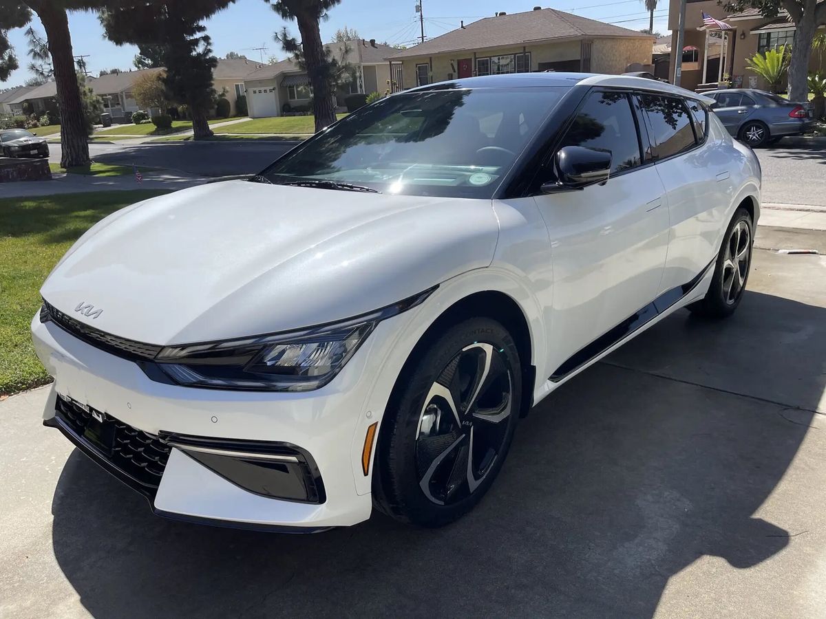 Kia EV6 RWD 168 kW | Snow White Pearl Leasingübernahme