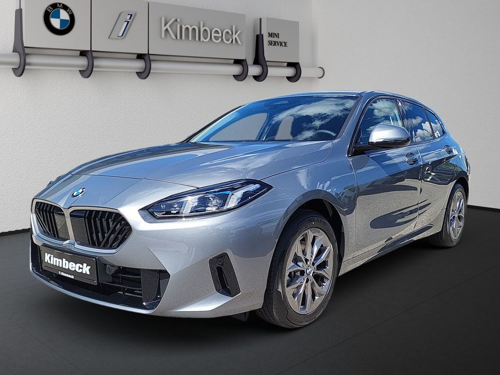 BMW 116 Limousine LED DrivingAss ParkAss Navi KeyLes Leasing