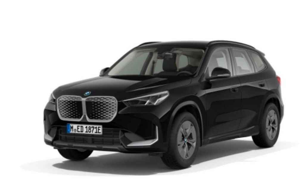 BMW iX1 eDrive20 Leasing