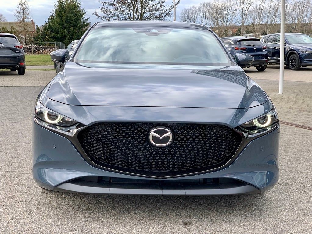 Mazda 3 3 G122 SELECTION*DESIGN*I-ACTIVE*BOSE*NAVI Auto-Abo