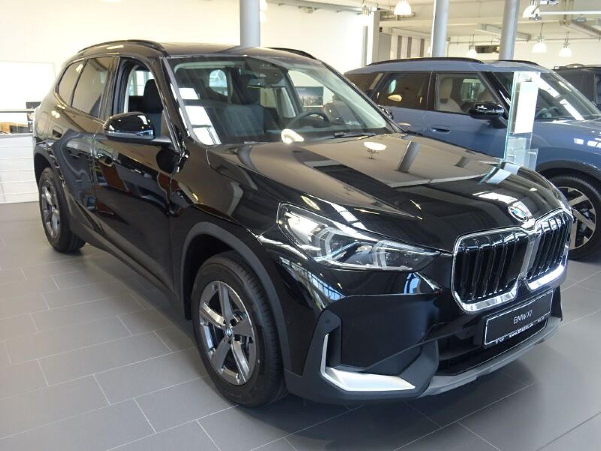 BMW X1 18i *Lagerwagenaktion* AHK * elektr. Kofferraum * Lenkradheizung * Leasing