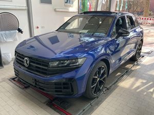 VW Touareg R 3.0 eHybrid 4M AHK/LM22