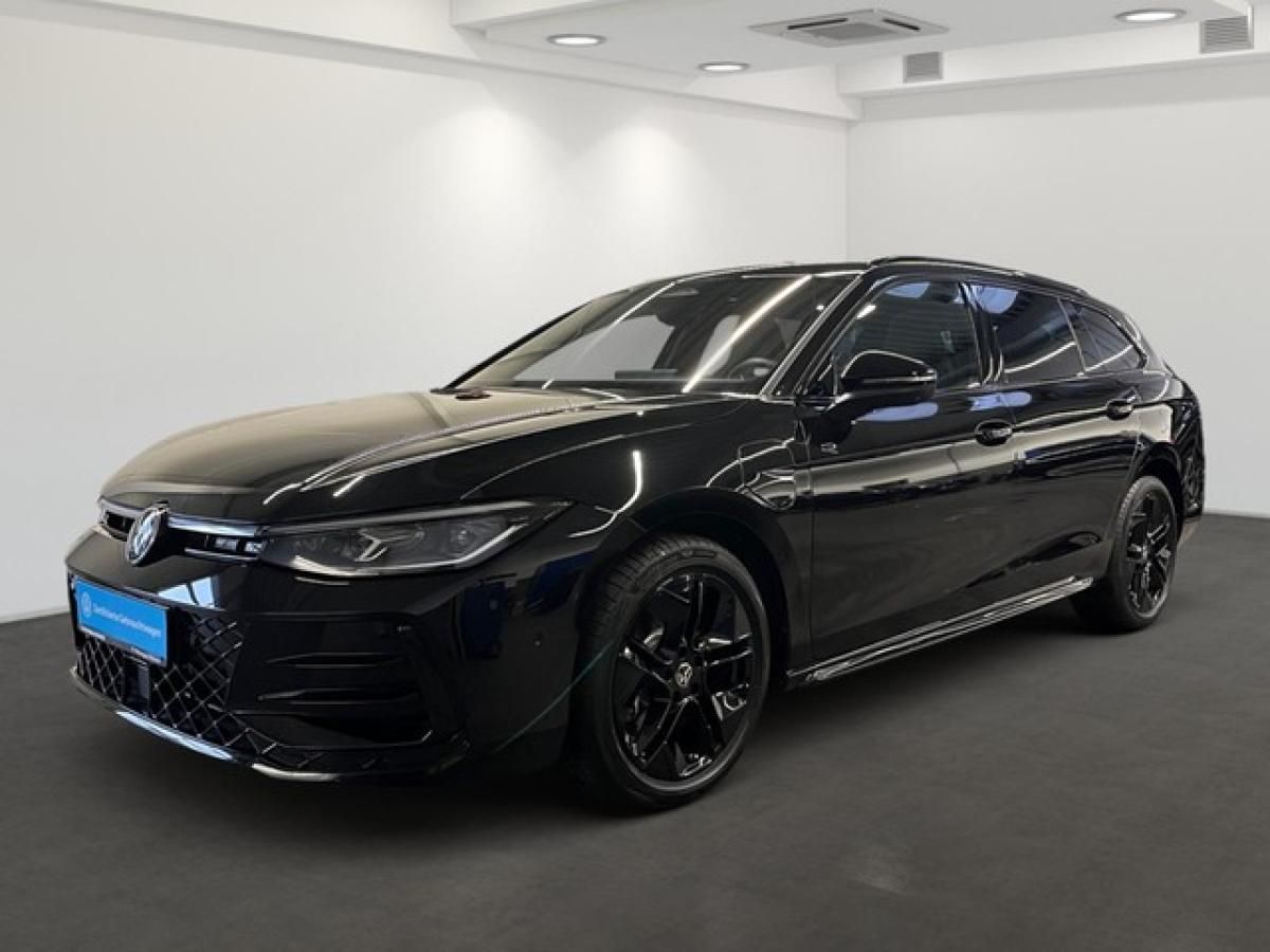 Volkswagen Passat Variant R-Line 1.5 TSI eHybrid 130kW DSG - HUD Pano AHK Navi Area View IQ.Drive Massage SHZ DCC LM Leasing