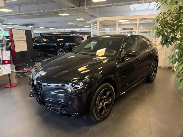 Alfa Romeo Stelvio 2.0 Turbo 16V Q4 AT INTENSA Abholung Mannheim Leasing