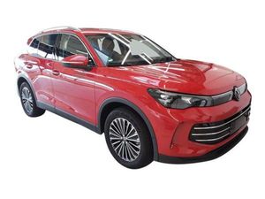 Volkswagen Tiguan Elegance 1.5 eTSI DSG - LM AHK HD-Matrix HUD IQ.Drive Navi Area View PDC SHZ GJR