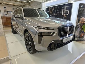 BMW X7 xDrive 40d *SOFORT VERFÜGBAR*  CARBONSCHWARZ ODER SKYSCRAPER GRAU - NUR BUSINESSKUNDEN!!!  Leasing