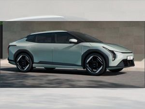 Kia EV4 Fastback 58 kWh 150 kW Earth
