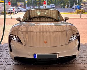 Porsche Taycan 2023 BOSE, Sport Sound, Chrono, Head-Up Display - Leasingübernahme