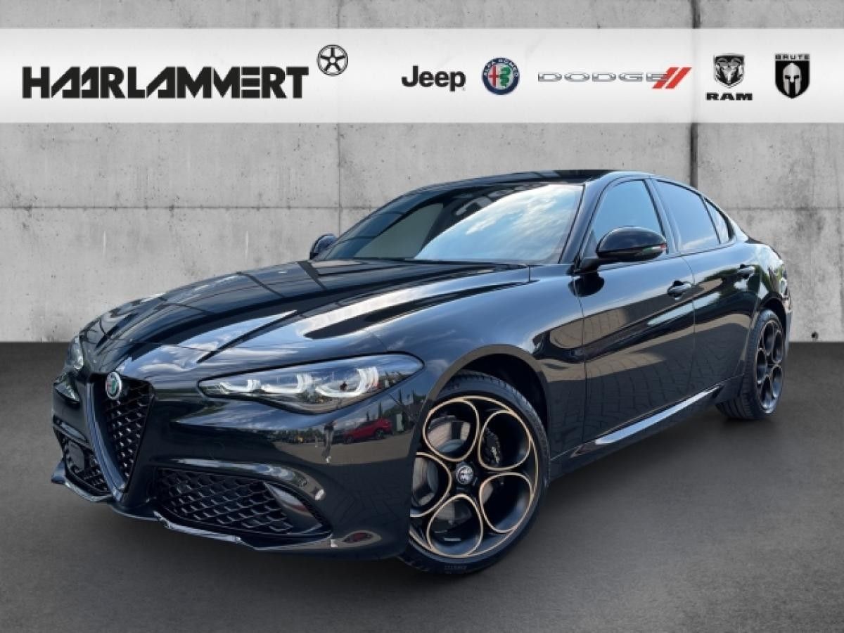 Alfa Romeo Giulia Intensa Q4 2.0 PDC+KAMERA+CARPLAY+LEDER Leasing