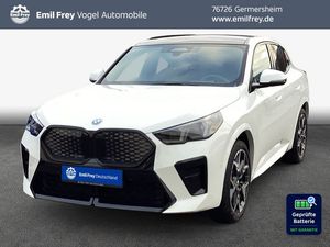 BMW iX2 xDrive30 225 kW, 5-türig (Strom)