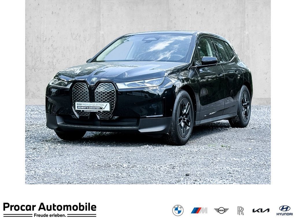 BMW iX xDrive50 HUD+ACC+AHK+RFK+NAVI+Standh.+LED Leasing
