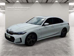 BMW 330e Limousine M Sport LiveCockpitProf Kamera