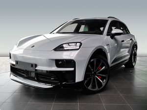 Porsche Macan Electric Turbo/Augmented Reality Head-Up D
