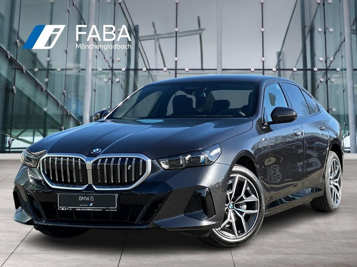 BMW i5 eDrive40 Limousine M Sportpaket HK HiFi DAB Leasing