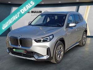 BMW iX1 eDrive20 xLine El. Panodach Navi Digitales Cockpit Memory Sitze Soundsystem HarmanKardon Leasing