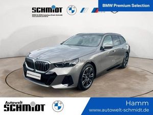 BMW i5 eDrive40 Touring M Sport / NP=91.830,- / Pano Leasing