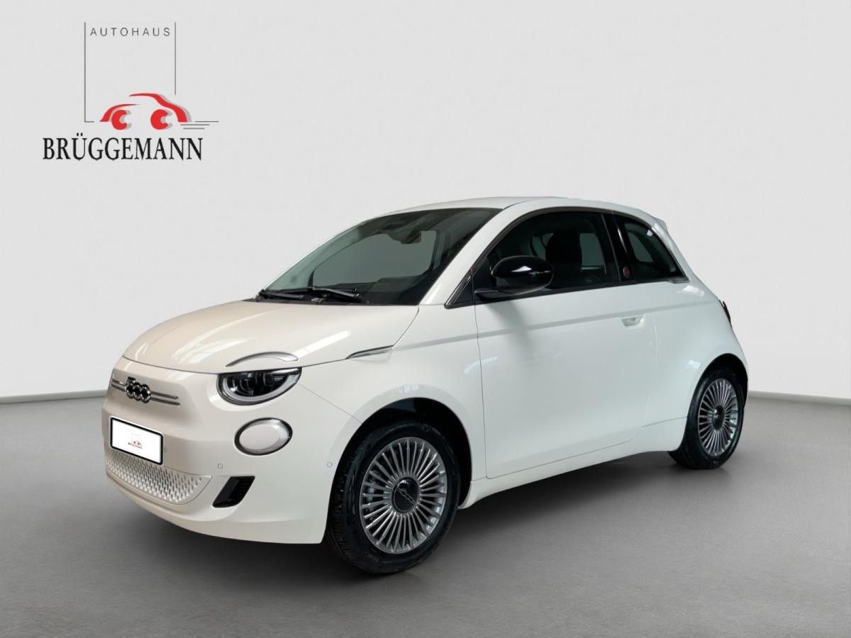 Fiat 500e ++ CHRISTMAS EDITION ++ Leasing