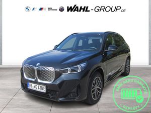 BMW iX1 xDrive30 M Sport AHK HeadUp LiveCockpit Prof