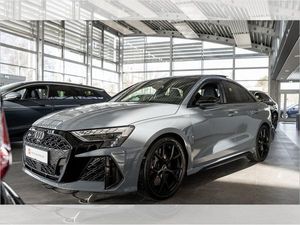 Audi RS3 Limousine Kamera Matrix Pano 280km/h