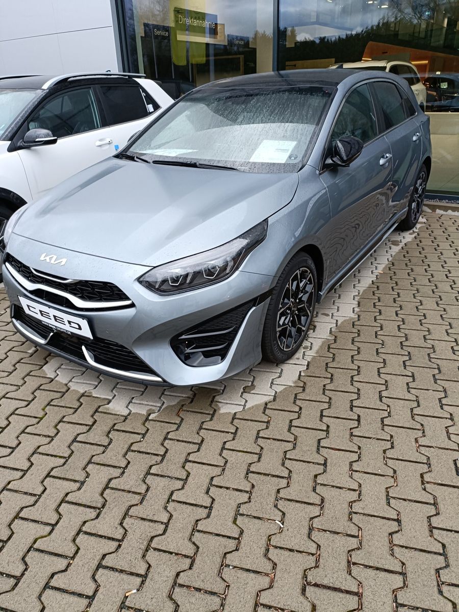 Kia Ceed Diesel Hybrid (1.6 CRDi) Leasingübernahme