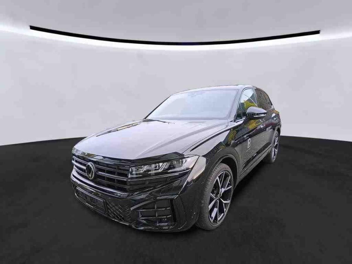 Volkswagen Touareg R-Line BlackStyle AHK ACC IQ Winterräder Leasing