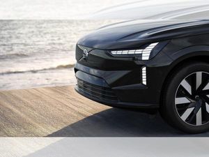 Volvo EX90 Twin Motor AWD Plus Executive Ed. 7-Sitzer