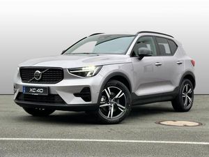 Volvo XC40 B3 Plus Dark/AHK/360°CAM/Privacy/