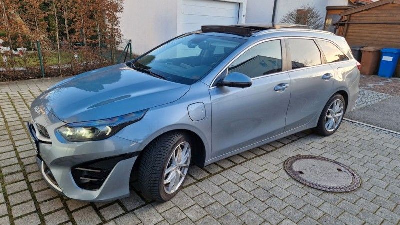 Kia Ceed Sportswagon  1,6 DCT6 Platinum Auto-Abo