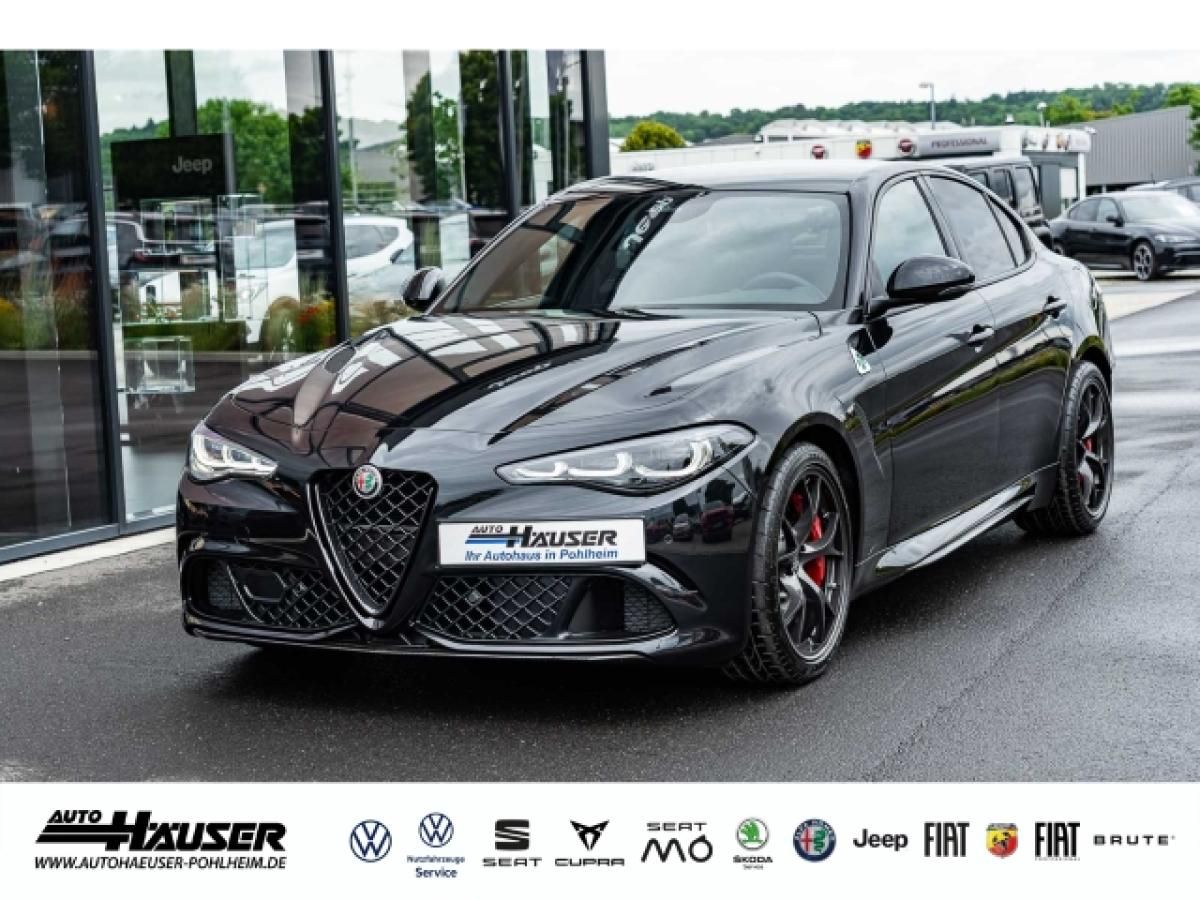 Alfa Romeo Giulia Quadrifoglio 2.9 V6 Bi-Turbo SOFORT AKRAPOVIC HARMAN-KARDON BREMBO MEMORY Leasing