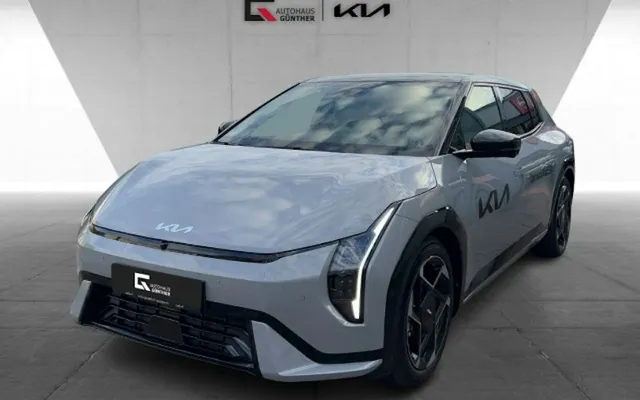 Kia Ev4 81 KWh 150 KW GT-Line Frontantrieb 5dr