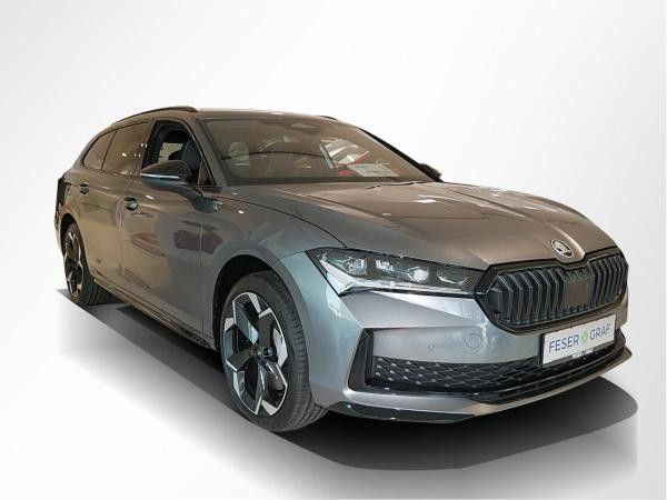 Skoda Superb Combi 1.5 TSI iV Sportline DSG AHK RüKa 0,5% Versteuerung Leasing