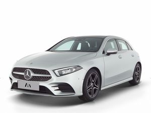 Mercedes-Benz A 180 AMG Line Auto-Abo