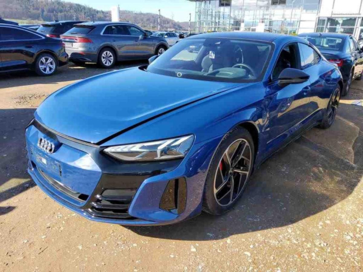 Audi RS e-tron GT +KERAMIK+NACHT+LASER+MASSAGE+360°+ Leasing