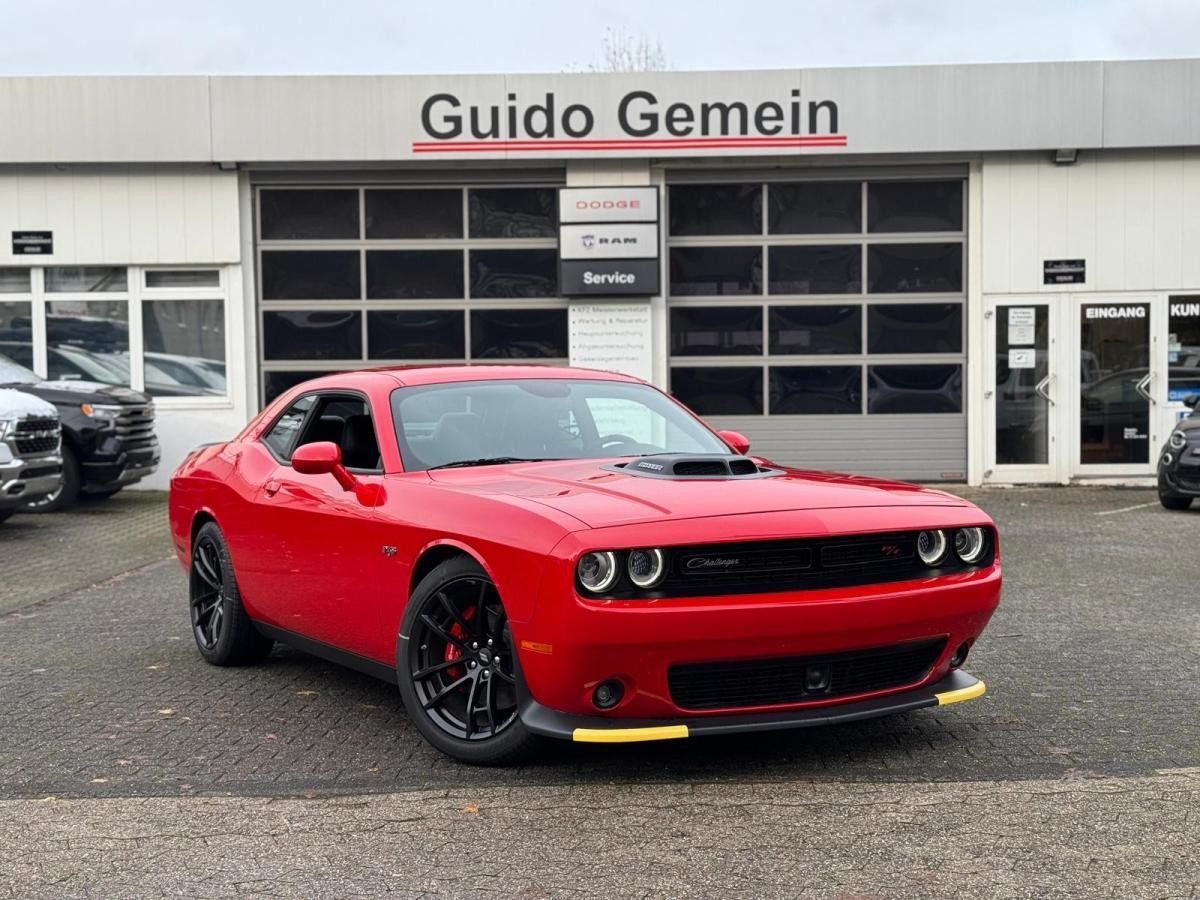 Dodge Challenger 5.7 V8 HEMI RT Shaker SONDERKONDITION Leasing