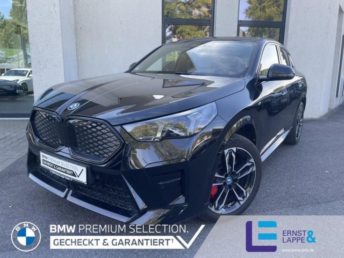 BMW iX2 eDrive20 || M Sport Pro || 360°AHK ACC HK eSitze Leasing