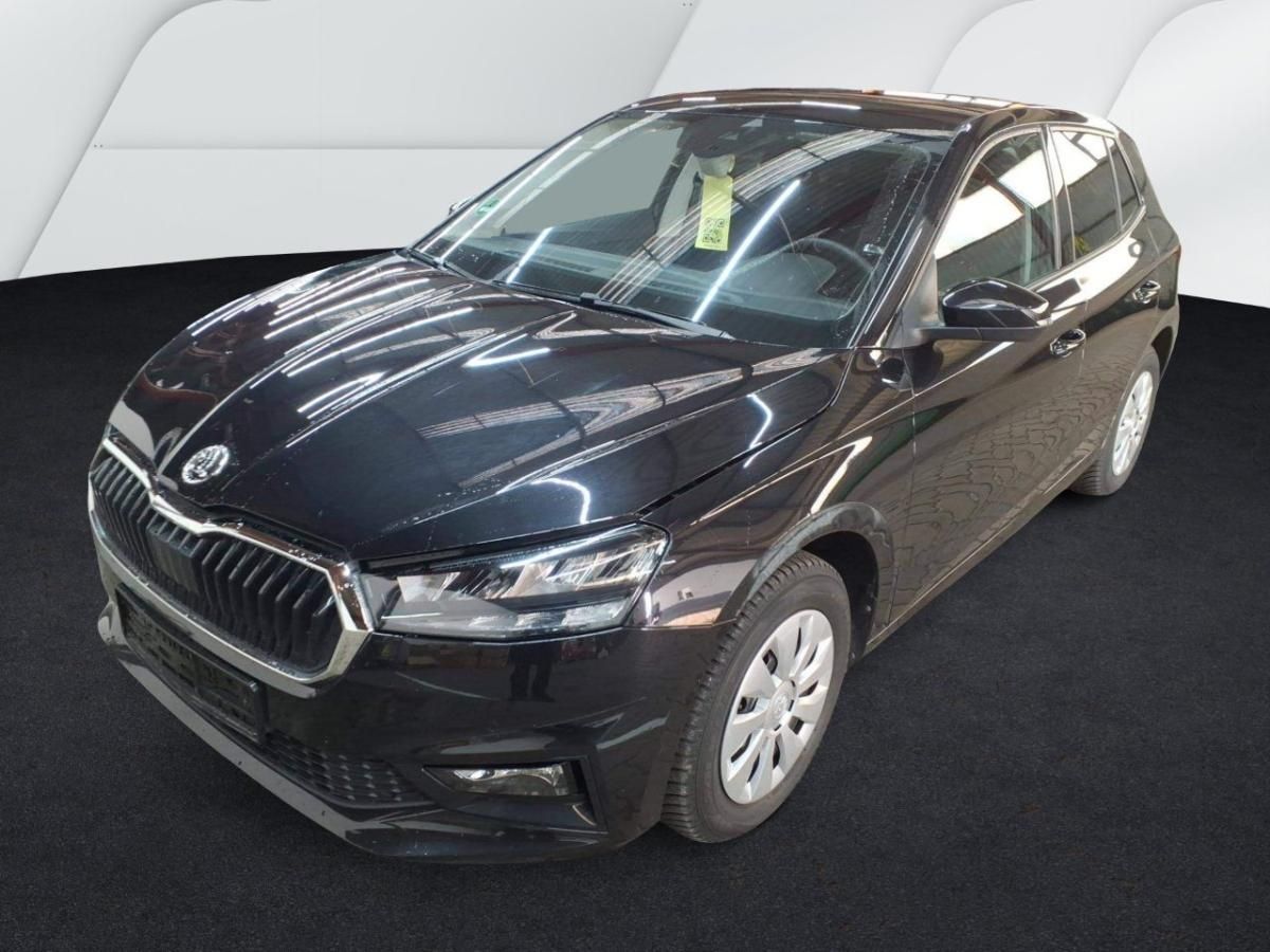 Skoda Fabia Selection 1.0 TSI 70kW -Smart Link LED Kamera PDC SHZ DAB ZV Leasing