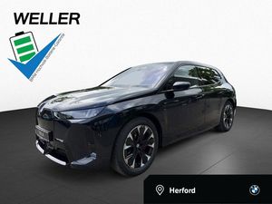 BMW iX xDr45 MSport DrAssPr PaAssPr adap.LED Harman
