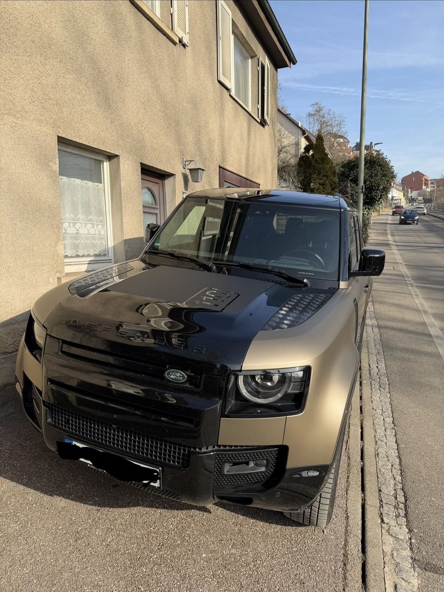 Land Rover Defender 110 D300 AWD X, 220 kW inkl. Winterreifen Leasingübernahme