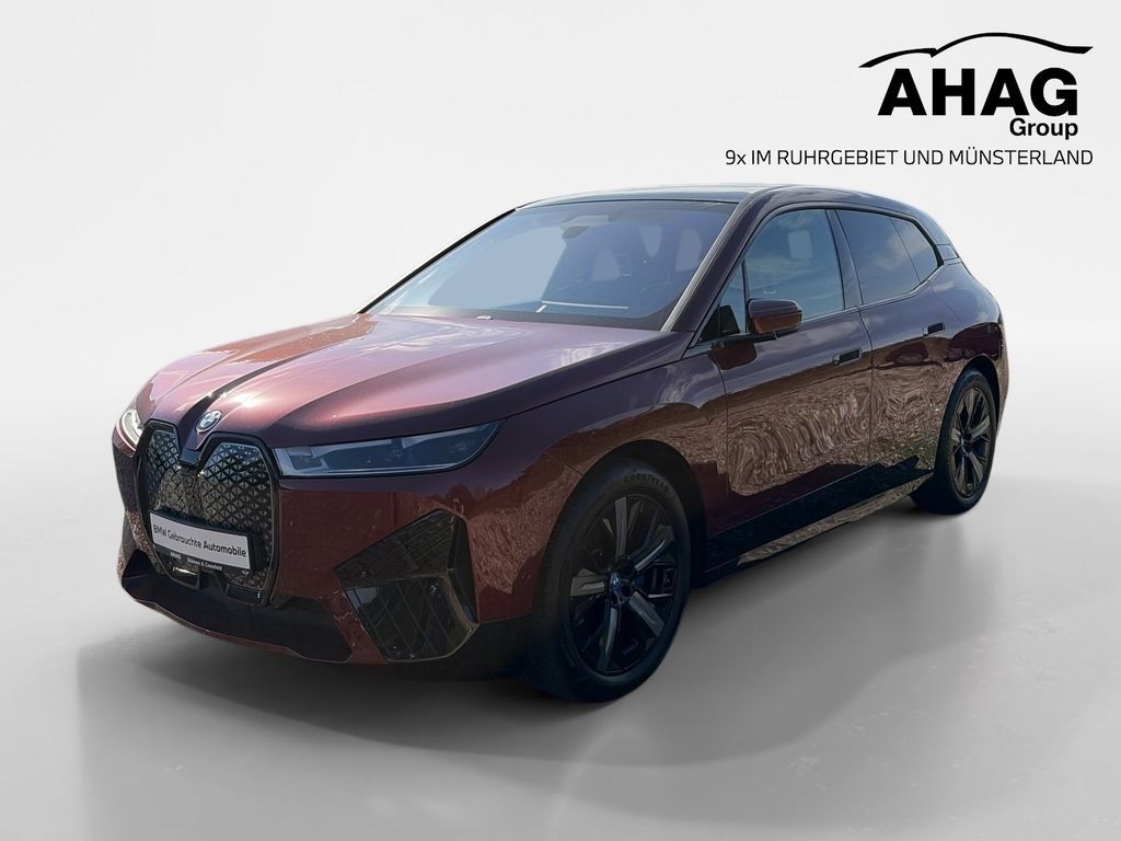BMW iX xDrive40 Leasing