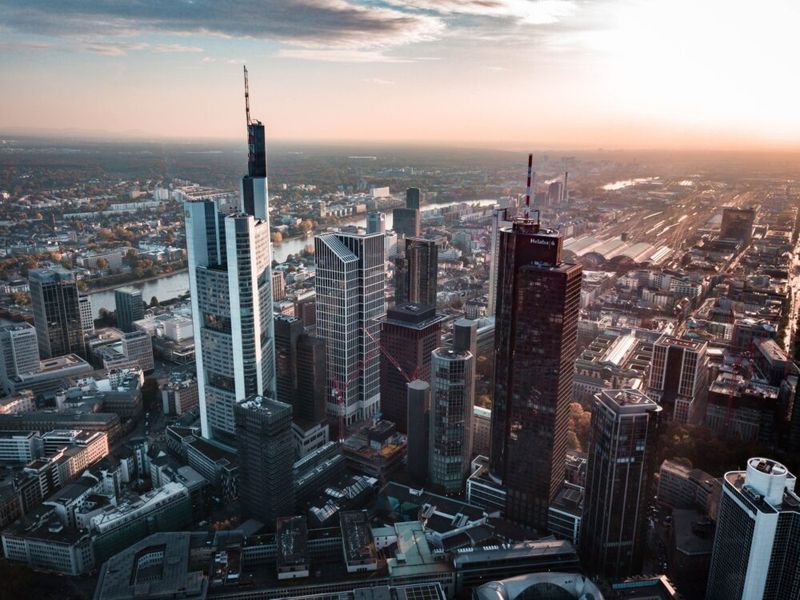 Frankfurt am Main Leasing