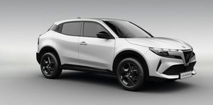 Alfa Romeo Junior Elettrica 156PS Ti ab 319€*Bestellaktion*