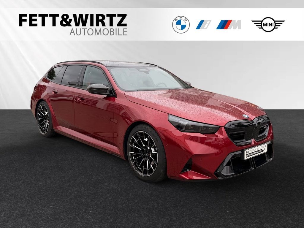 BMW M5 Touring Inkl. € 1.190 Zubehörbonus*|Bowers&Wi Leasing