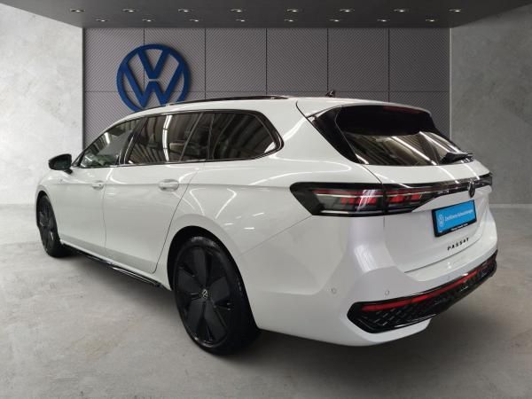 Volkswagen Passat Variant 2.0 TSI DSG 4Motion R-Line Navi IQ.Light DCC DAB+ FrontAssist Leasing