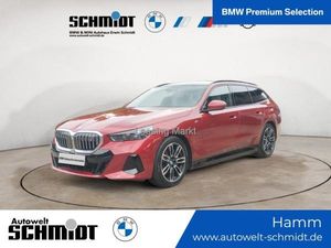 BMW i5 xDrive40 Touring M Sport / NP= 99.150,- / AHK Leasing
