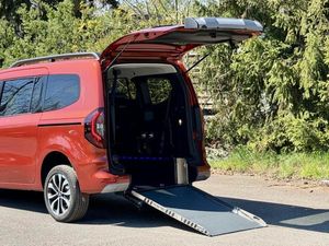 Renault Grand Kangoo +Rollstuhlrampe+Behindertengerecht+Rollstuhl+Handicap+