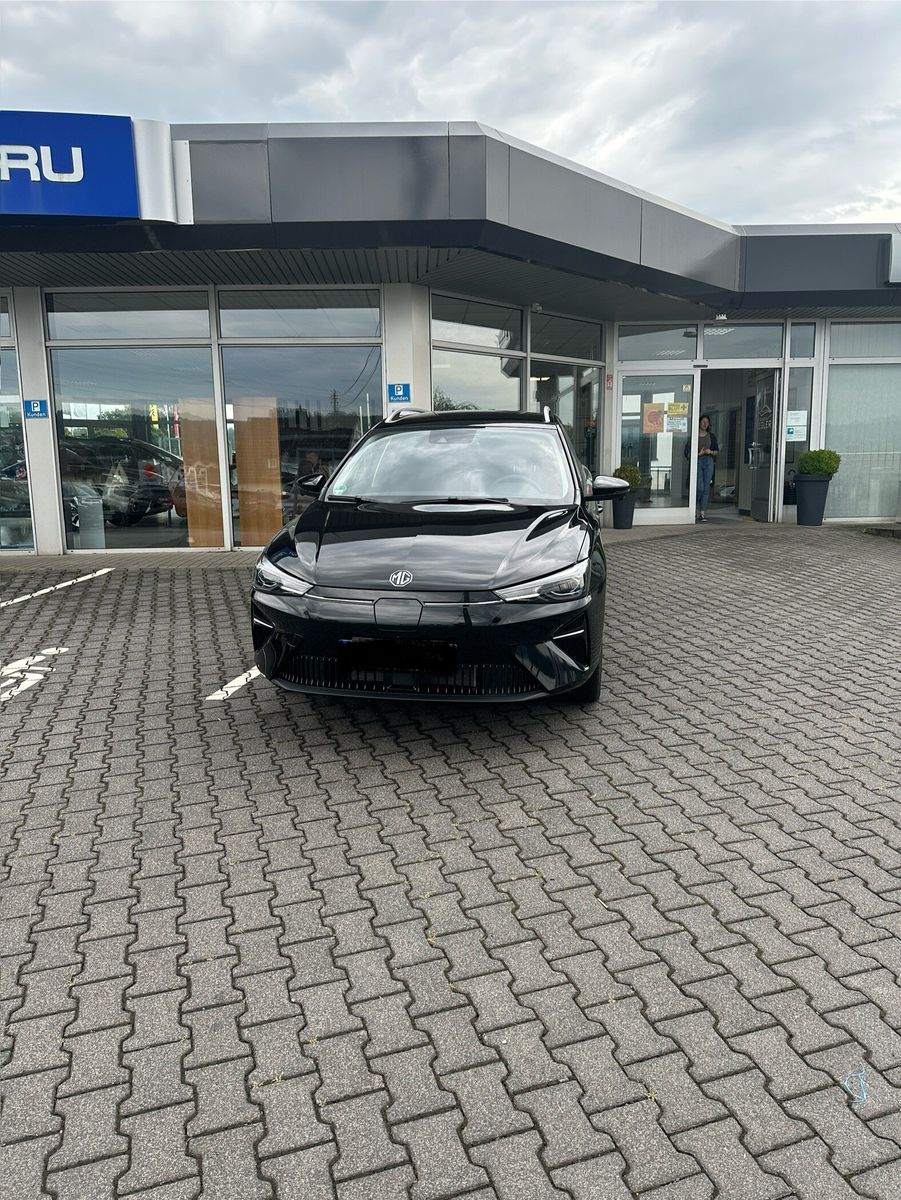 MG MG5 Lux schwarz Leasingübernahme