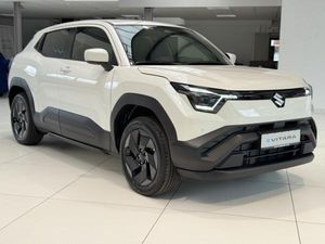 Suzuki e Vitara 49 kWh Club *Wärmepumpe*
