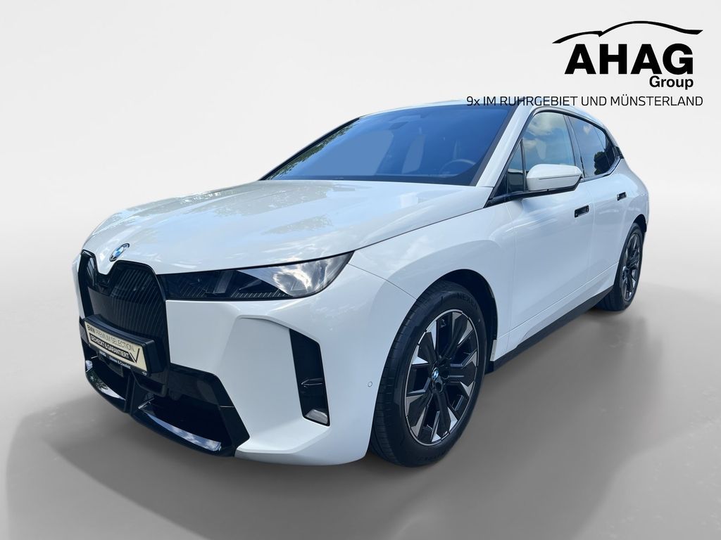 BMW iX xDrive45 Leasing