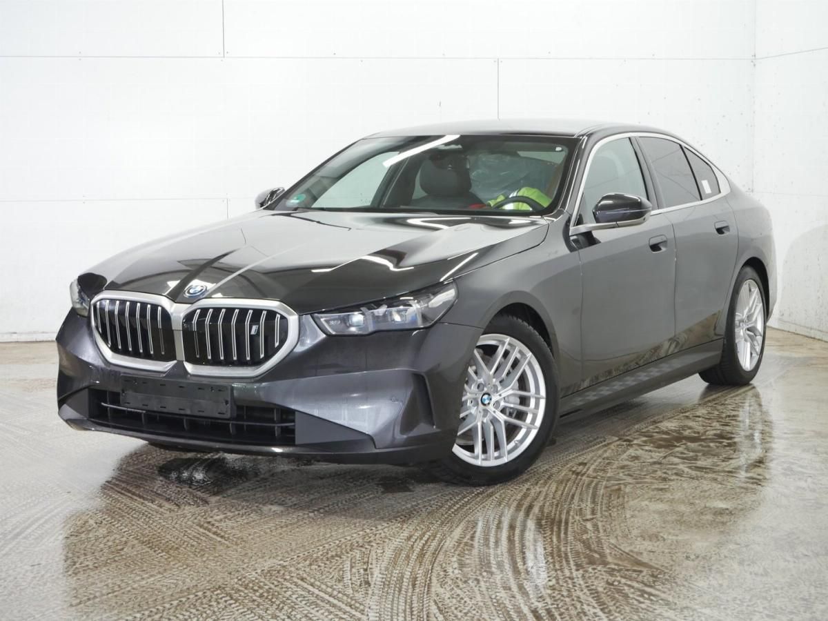 BMW i5 40 Limo. eDri., Dri. Ass. Prof., Park. Ass. +, Pano., H/K., Keyless., uvm. Leasing