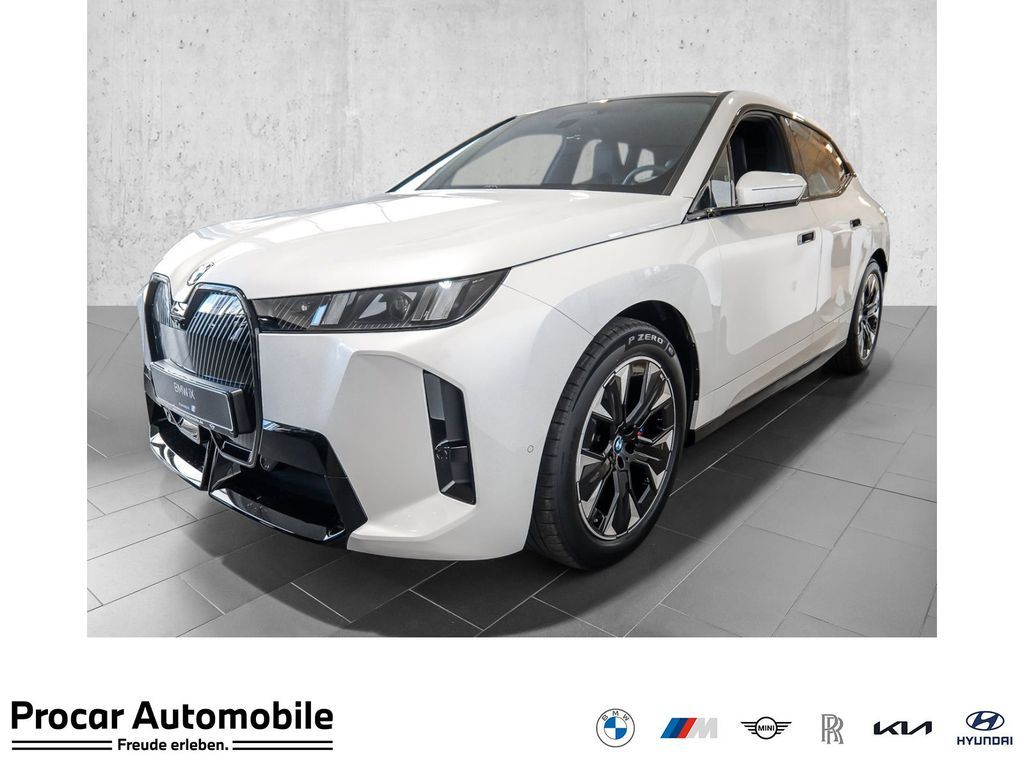 BMW iX xDrive45 0,25%Versteu. MSport SkyLounge DAPro Leasing